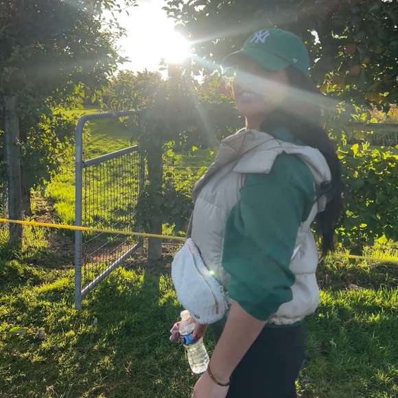 Meet your Posher, Kourtney - Picture 4 of 8